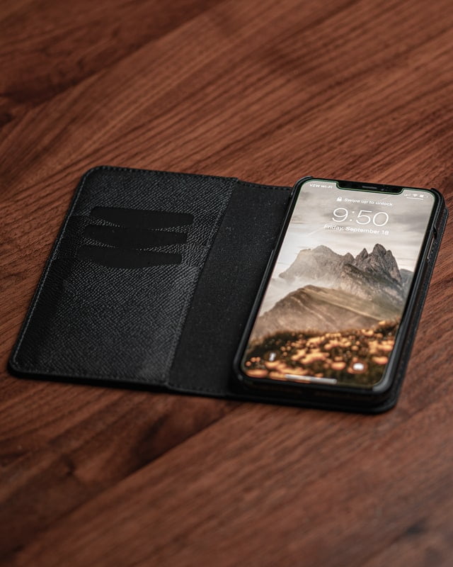 5 Benefits of Luxury Wallet Phone Cases for Your Phone, by Senor Cases, Sep, 2023